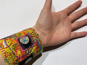 Wrist-Cuff / one-of-a-kind / hand-embroidered & collaged